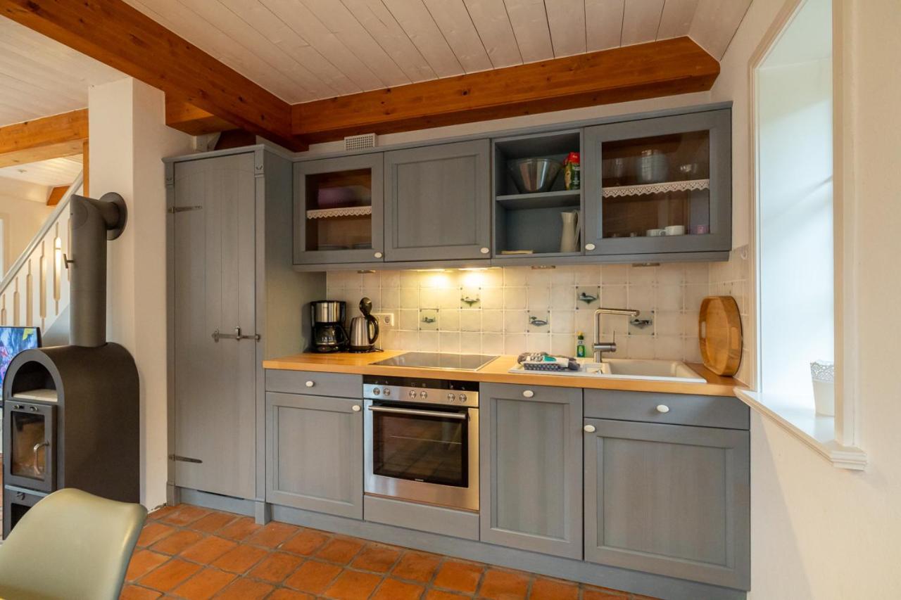 Ferienwohnung Oldsum Экстерьер фото