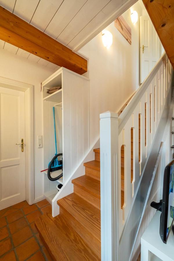 Ferienwohnung Oldsum Экстерьер фото